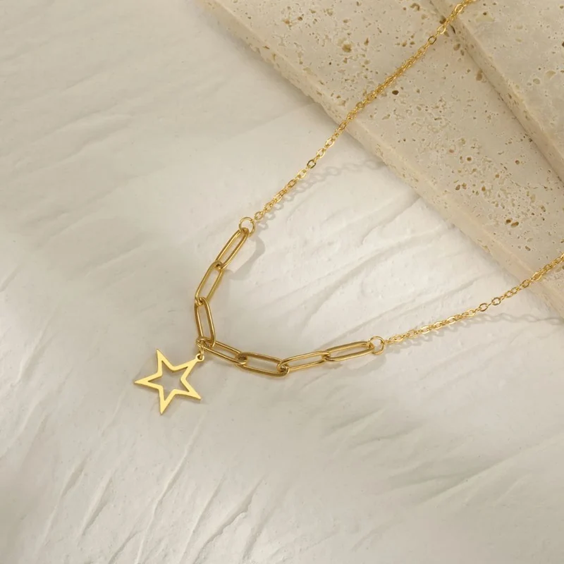 Collier Étoile en Breloque