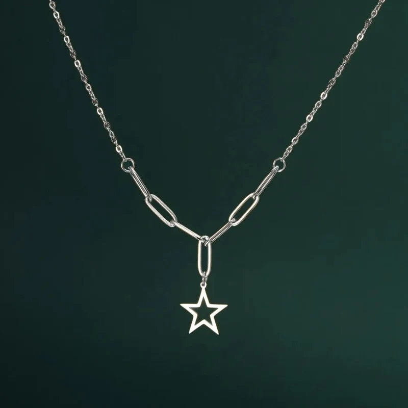Collier Étoile en Breloque