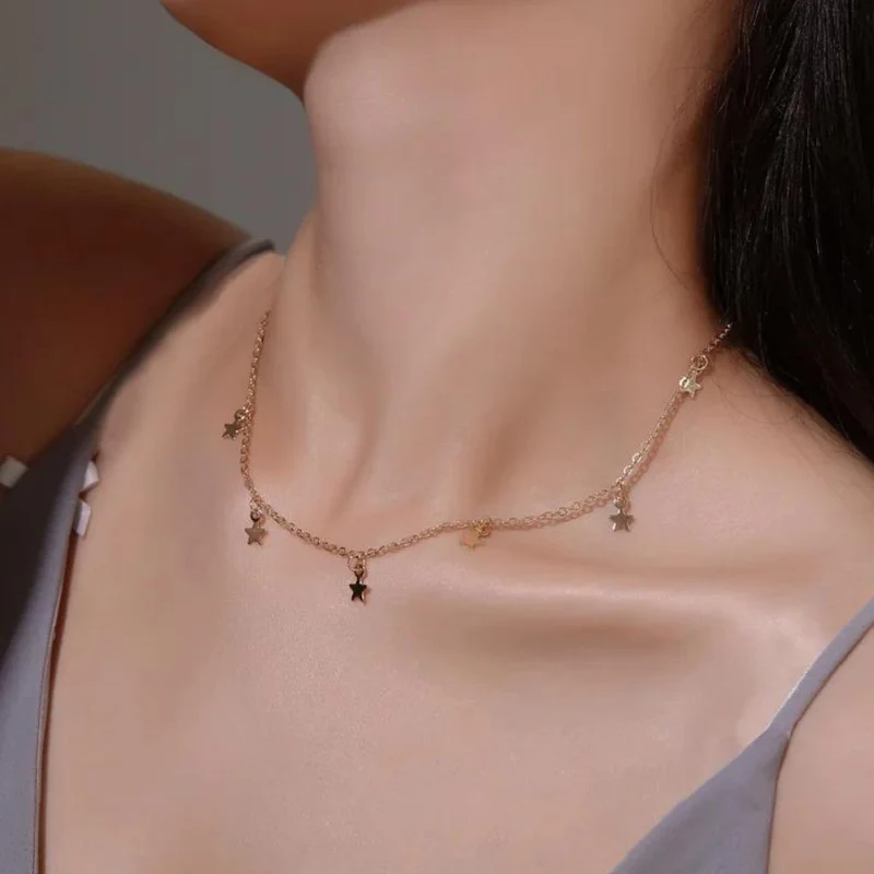 Collier Étoile Ras de Cou