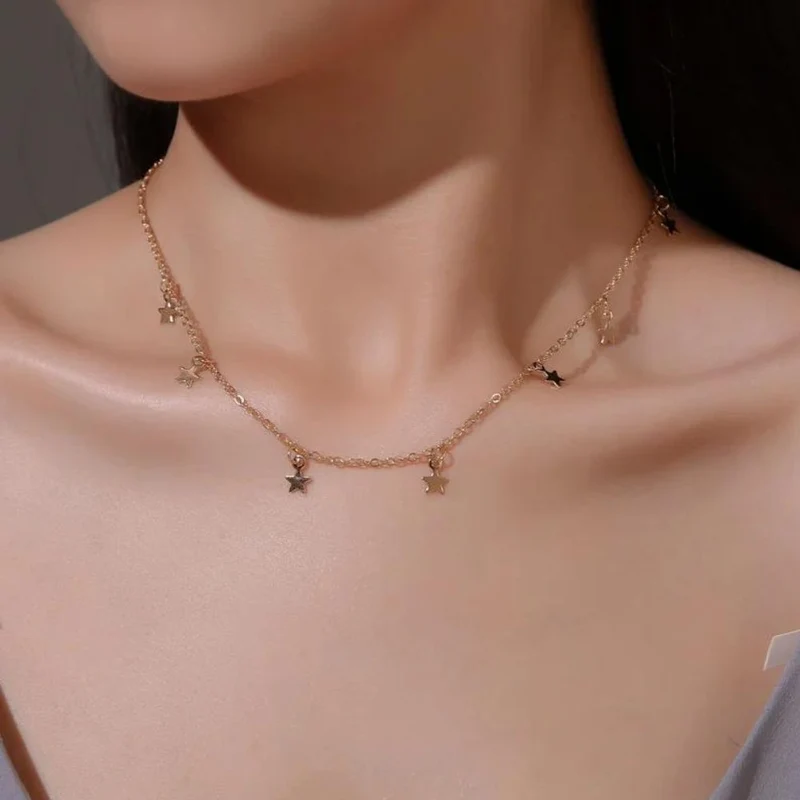 Collier Étoile Ras de Cou