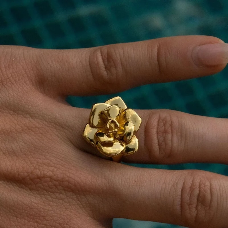 Bague Forme Rose