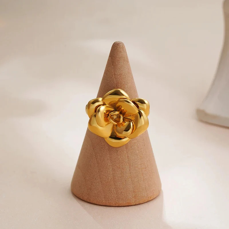 Bague Forme Rose