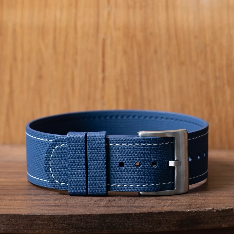 Bracelet une pièce fkm rubber Bleu couture crème