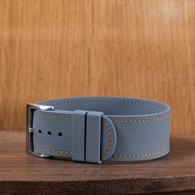 Bracelet une pièce fkm rubber gris couture orange