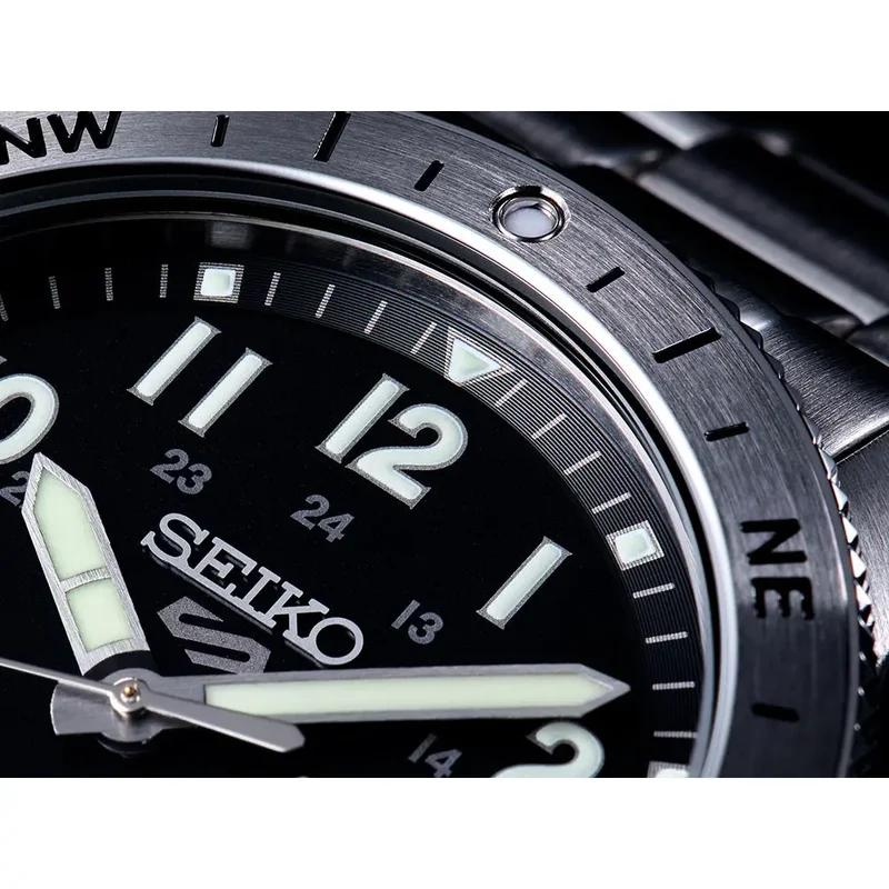 Montre Seiko 5 Field Series HDB006K1