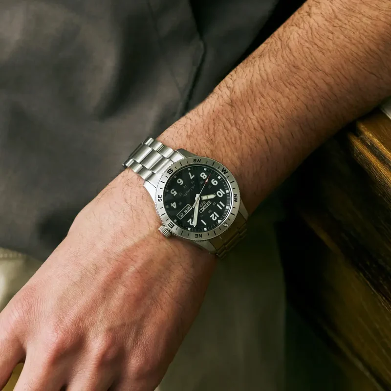 Montre Seiko 5 Field Series HDB006K1