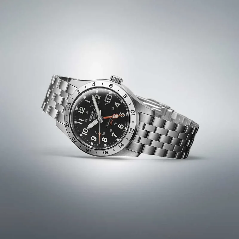 Montre Seiko 5 Field GMT SSK023K1