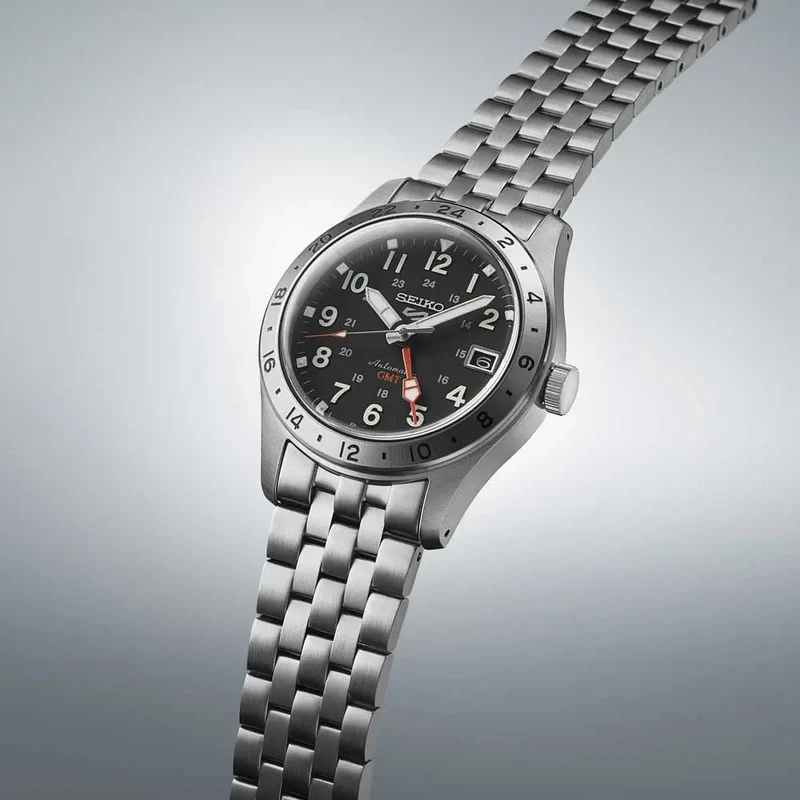 Montre Seiko 5 Field GMT SSK023K1
