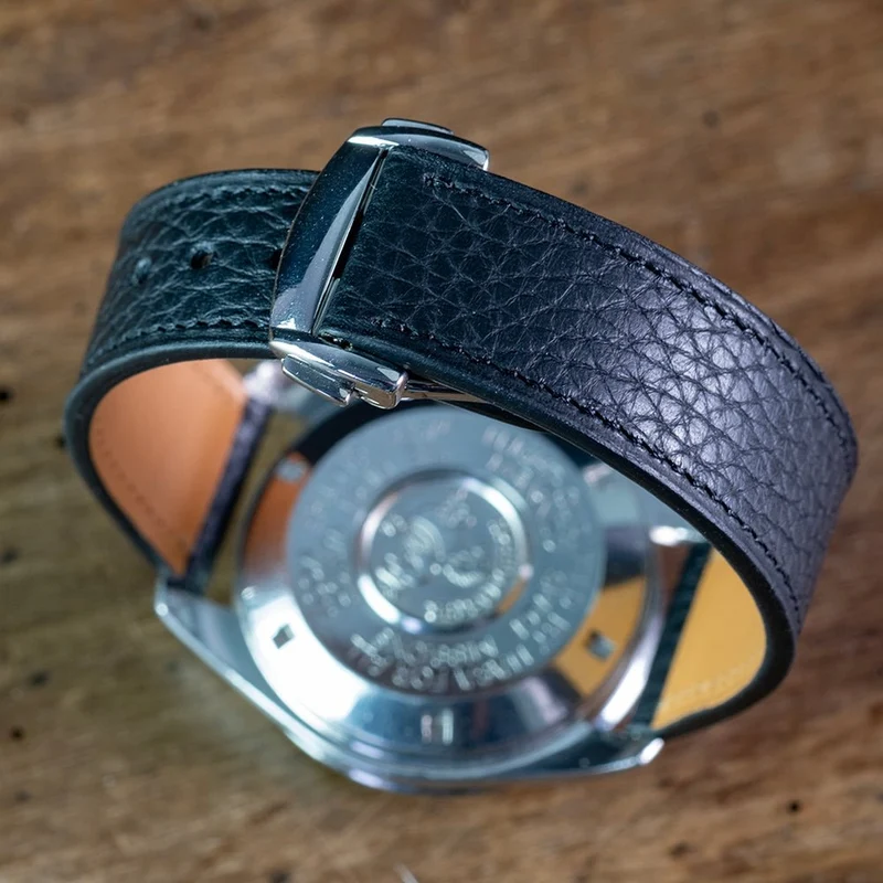 Bracelet taurillon noir compatible boucle déployante omega
