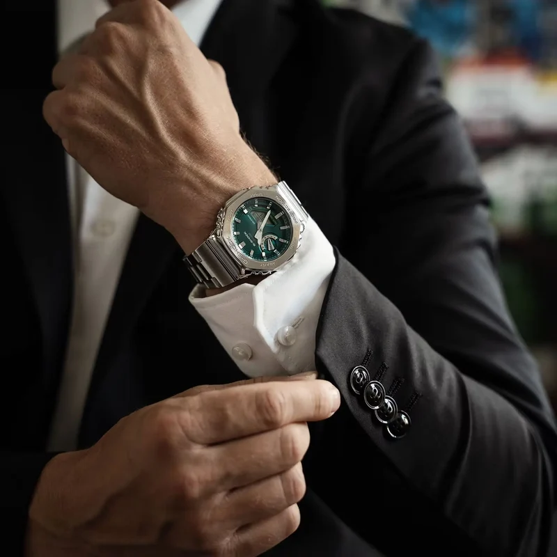 Montre Casio G-Shock GM-2110D-3A1ER