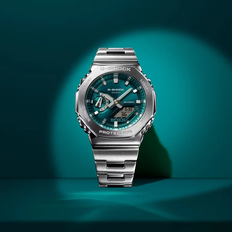 Montre Casio G-Shock GM-2110D-3A1ER