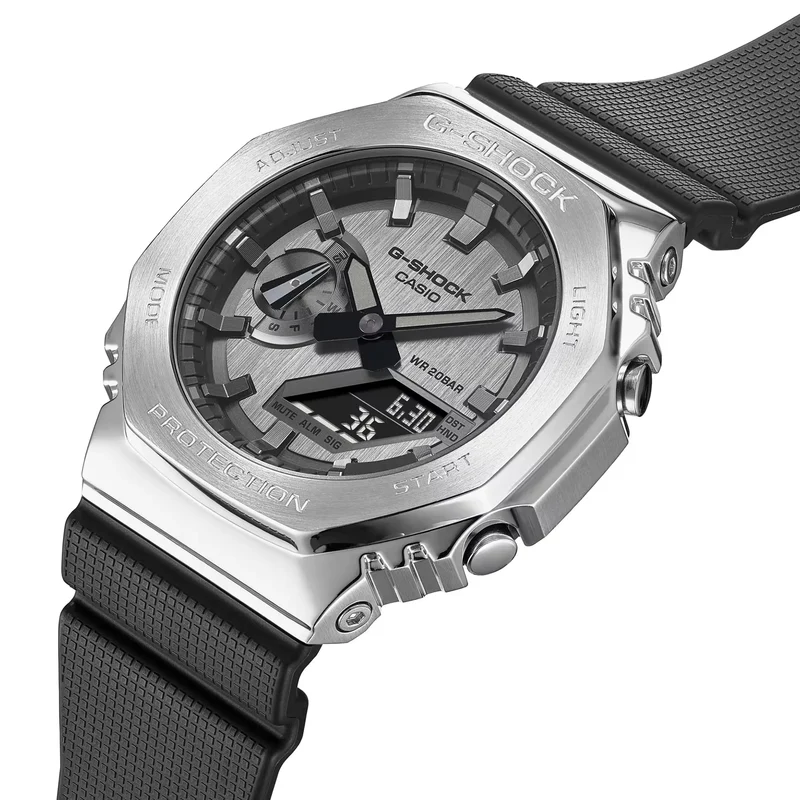 Montre Casio G-Shock GM-2100-1AER