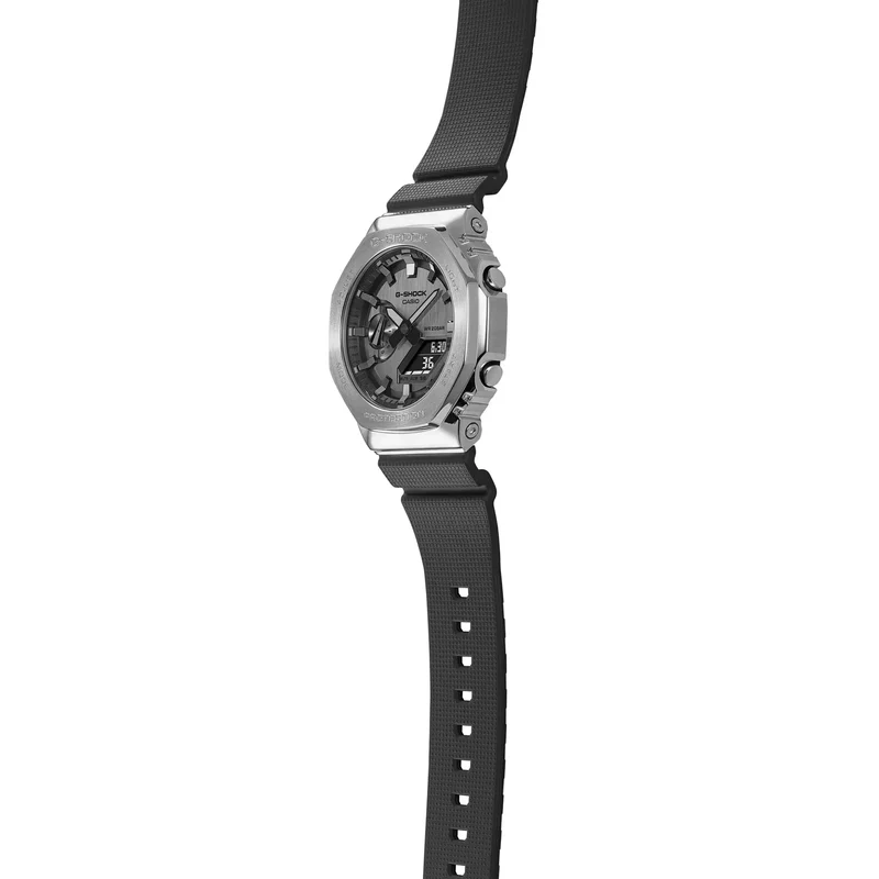 Montre Casio G-Shock GM-2100-1AER