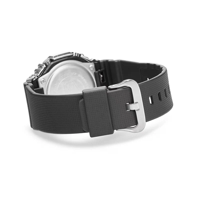 Montre Casio G-Shock GM-2100-1AER