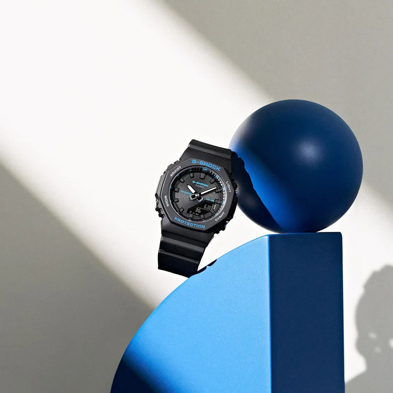 Montre Casio G-Shock GMA-P2100BA-1AER