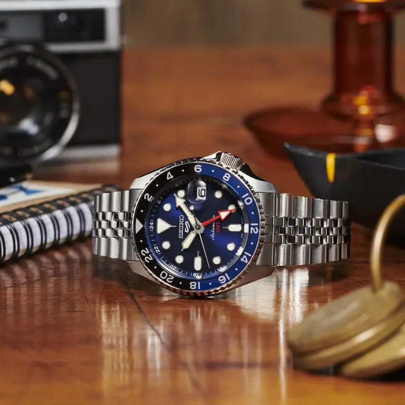 Montre Seiko 5 GMT SSK003K1
