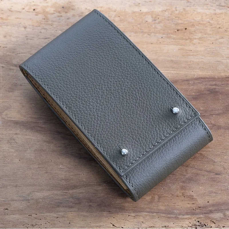 Etui une montre veau grainé Kaki