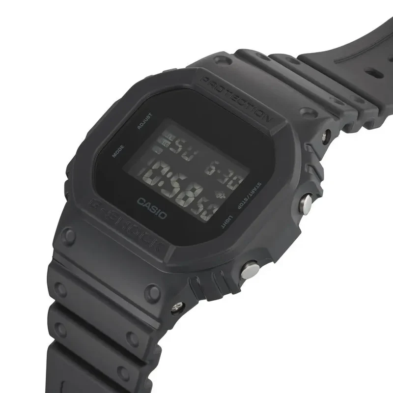 Montre Casio G-Shock DW-5600UBB-1ER