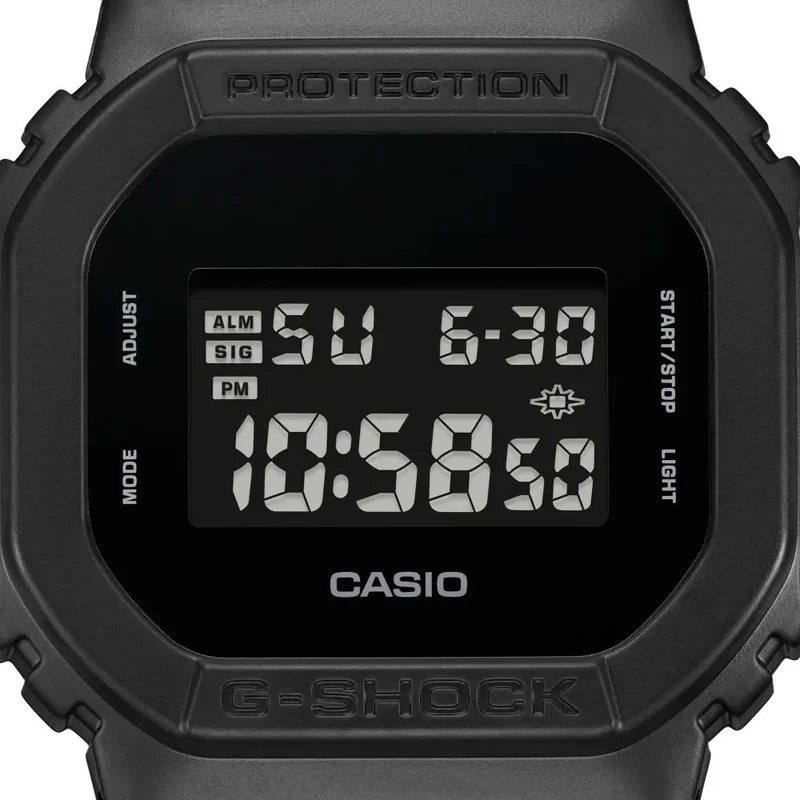 Montre Casio G-Shock DW-5600UBB-1ER