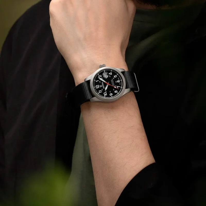 Montre Festina Suisse Field F20082_3