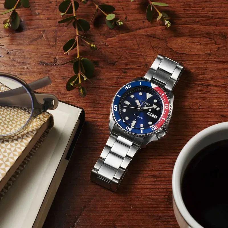 Montre Seiko 5 SRPD53K1 Pepsi
